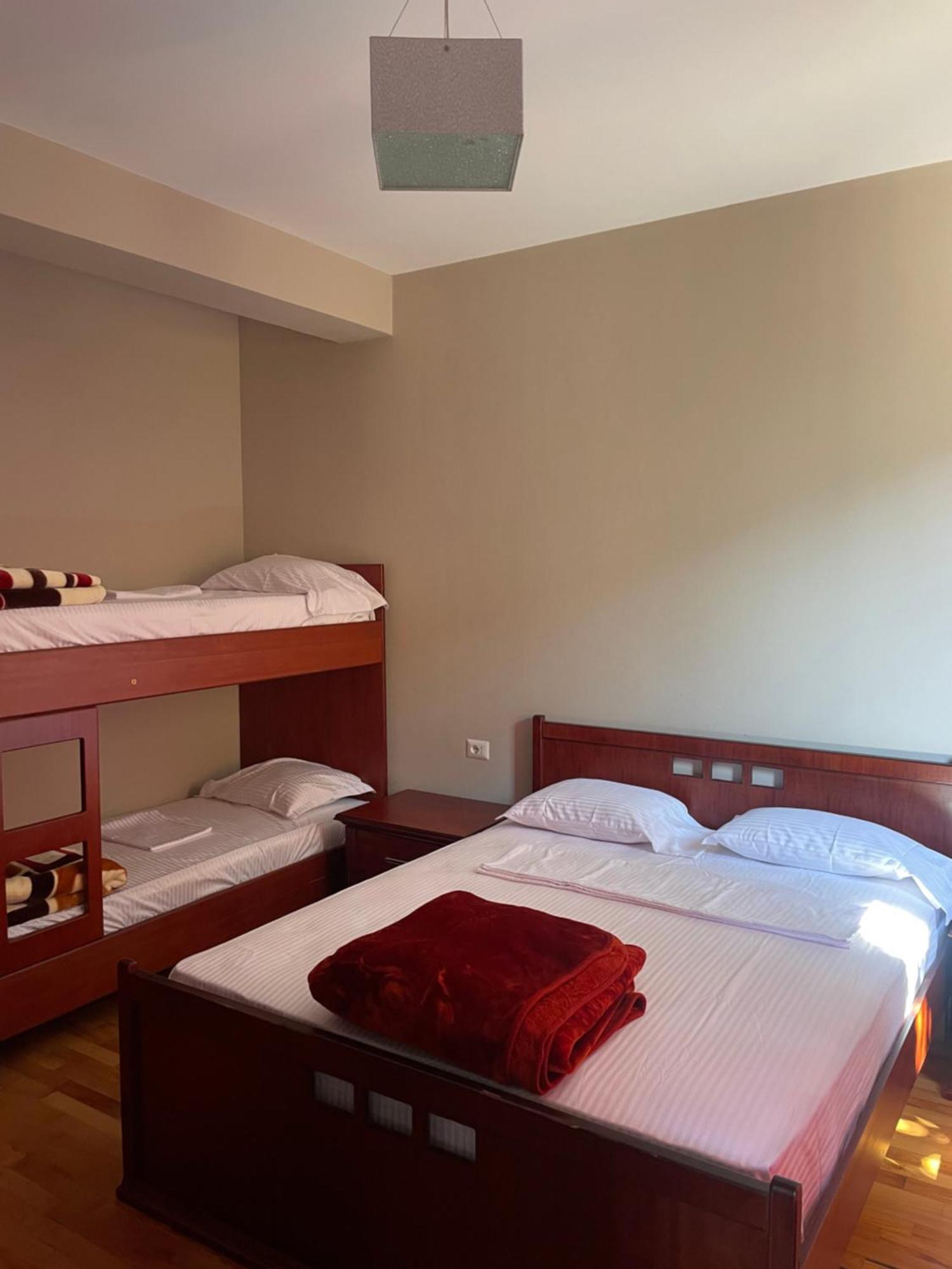 Lura Hotel Fushe-Lure Exterior photo